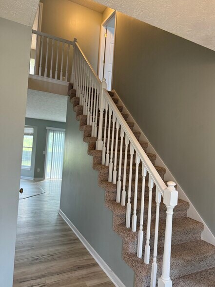 Building Photo - 4816 N Ashcroft Ln