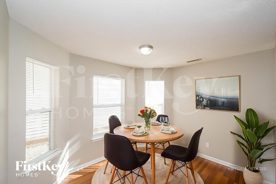 Building Photo - 6616 Kinnerton Dr