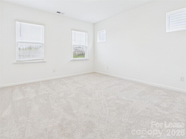 Building Photo - 5511 Wolfpack Aly