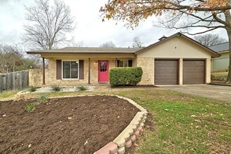 Building Photo - 6706 Kings Point