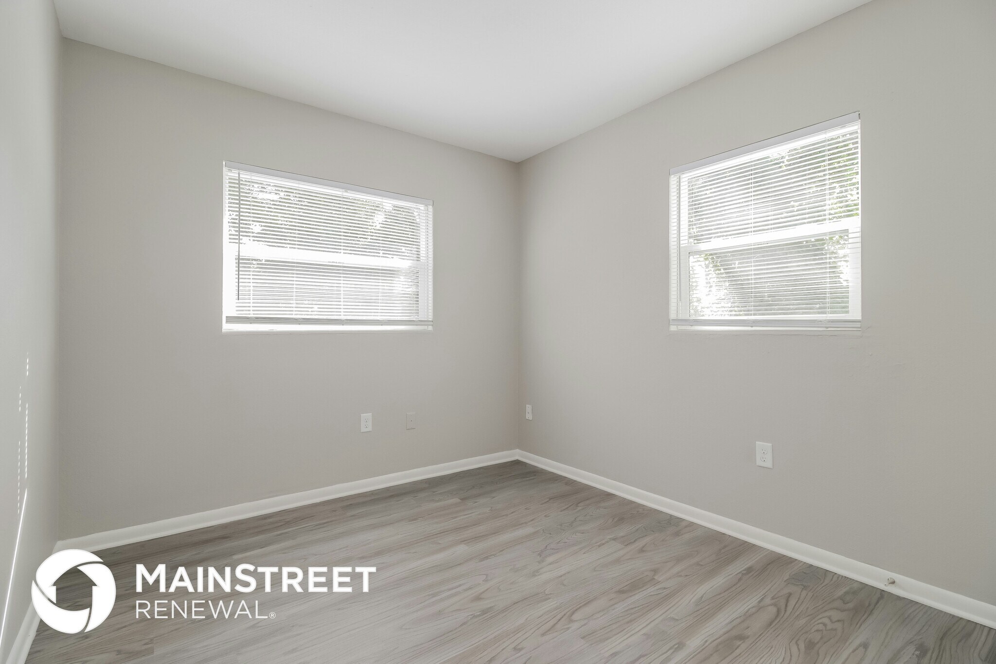 Building Photo - 2906 Paine Ln
