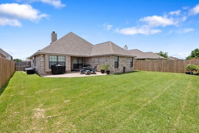 Building Photo - 935 Turtle Dove Trail