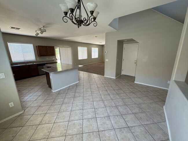 Building Photo - 4 Bedroom - 2.5 Bath - 2310 Sq Ft