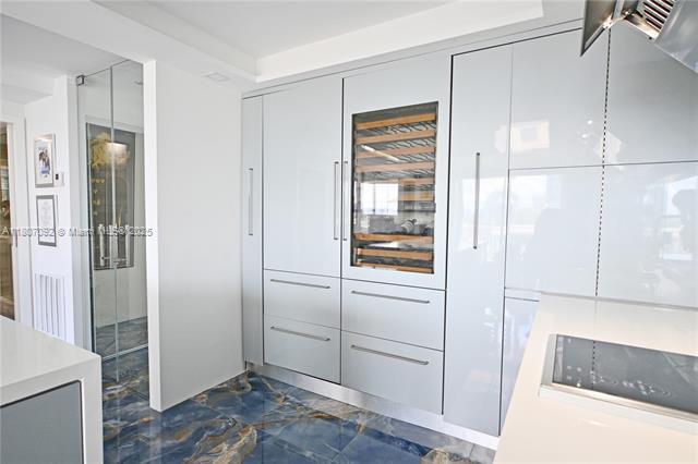 Building Photo - 401 Ocean Dr