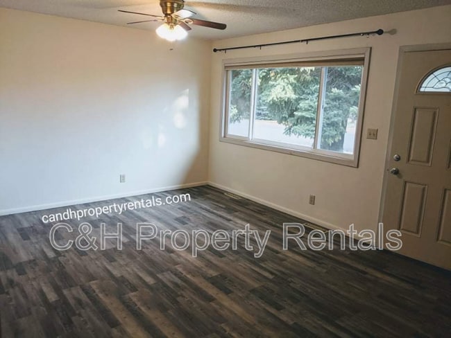 Building Photo - 1507 Elaine St