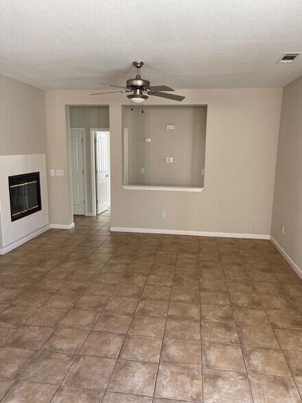 Building Photo - 5419 Benttree Way