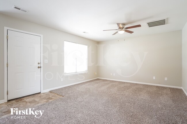 Building Photo - 2303 Sidney Porter Dr