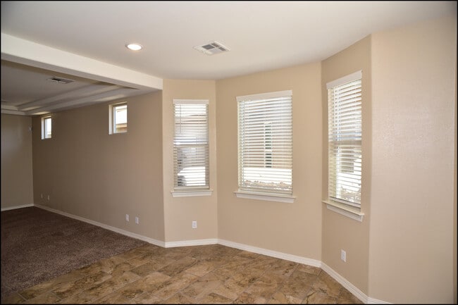 Building Photo - 5440 Limestone Dr