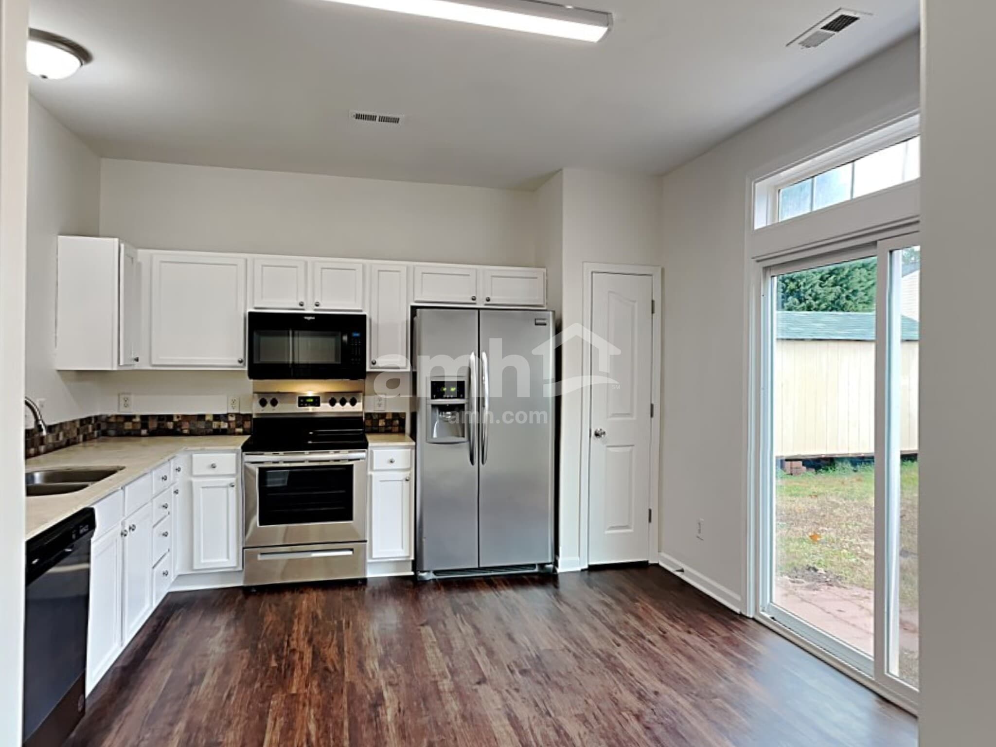 Building Photo - 2604 Oasis Ln