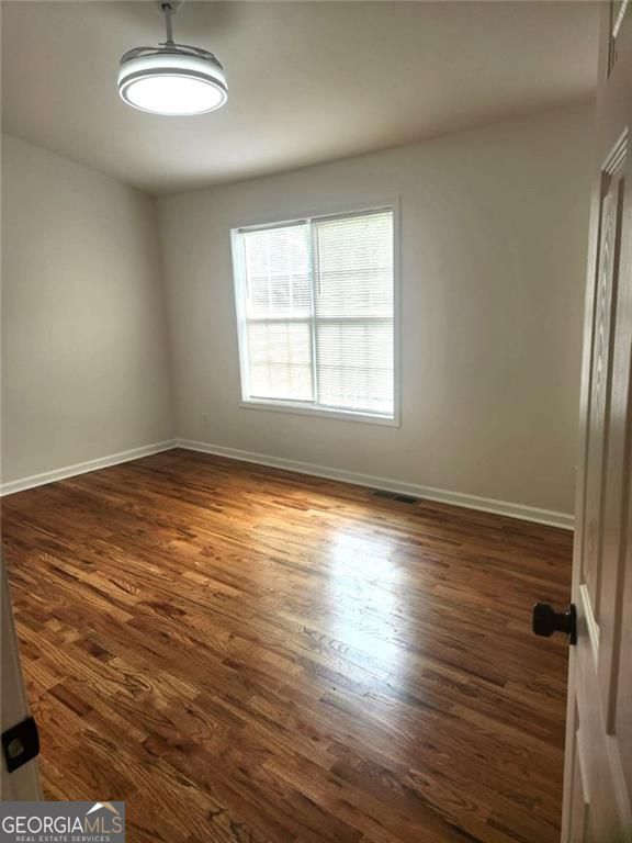 Building Photo - 2316 Strathmoor Manor Dr