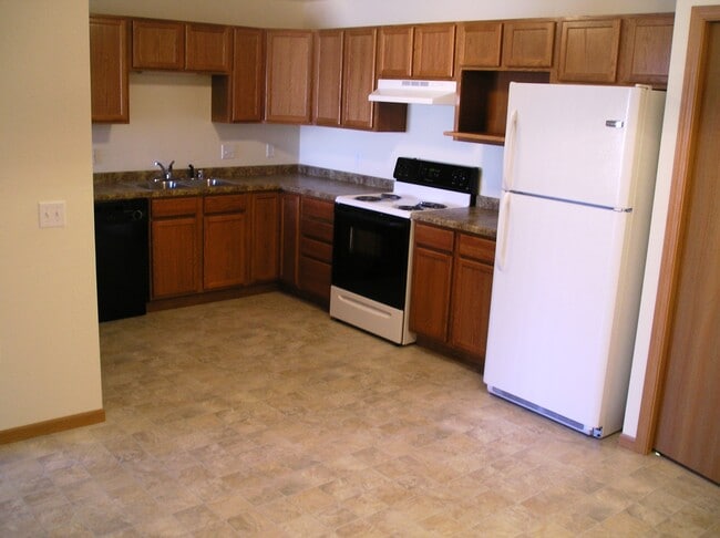 Building Photo - 1521 Commonwealth Dr