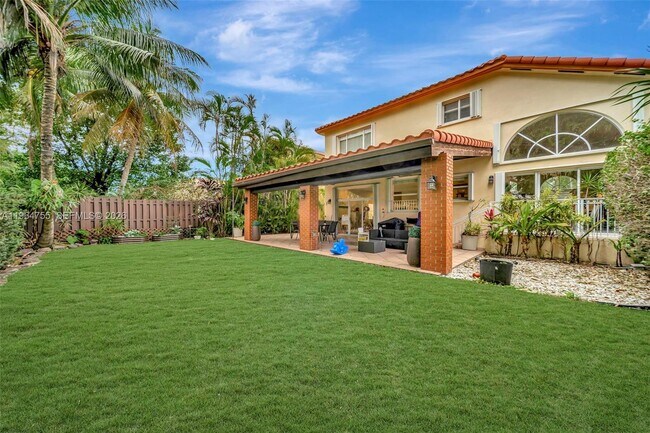 Building Photo - 10880 NW 58th Terrace