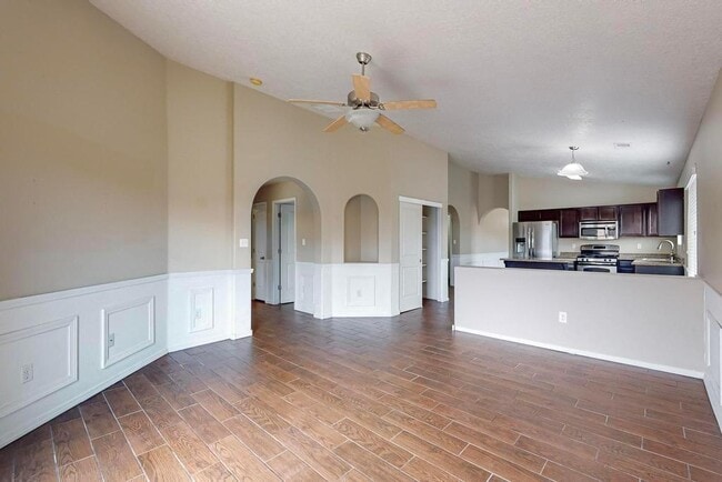 Building Photo - 1131 Desert Sunflower Dr NE