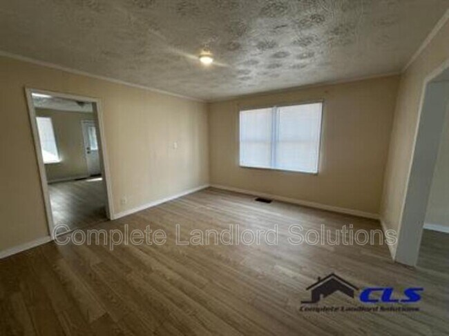 Building Photo - 1030 N 14th St