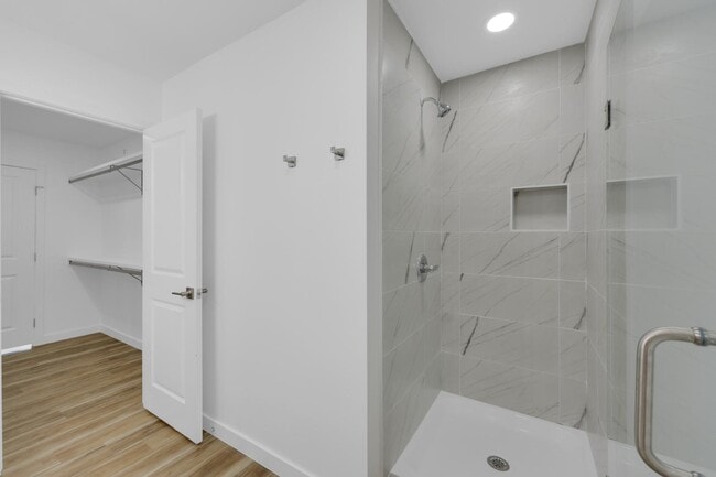 Building Photo - 2515 Gamez Dr