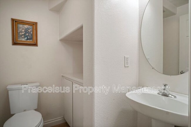 Building Photo - 1857 Monaco Dr