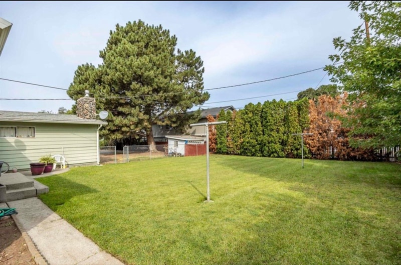 Building Photo - 2112 Trippe St