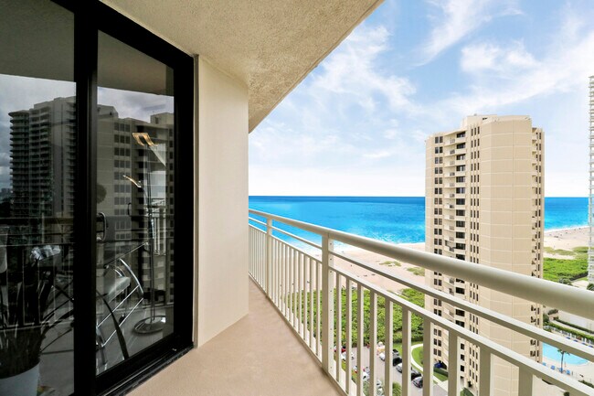 Building Photo - 3000 N Ocean Dr