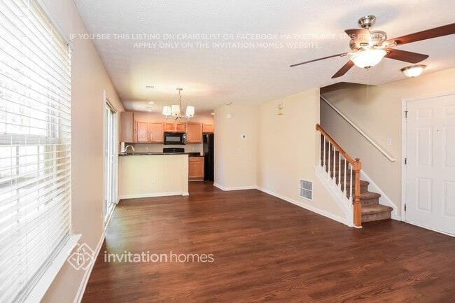 Building Photo - 566 Windcroft Cir NW