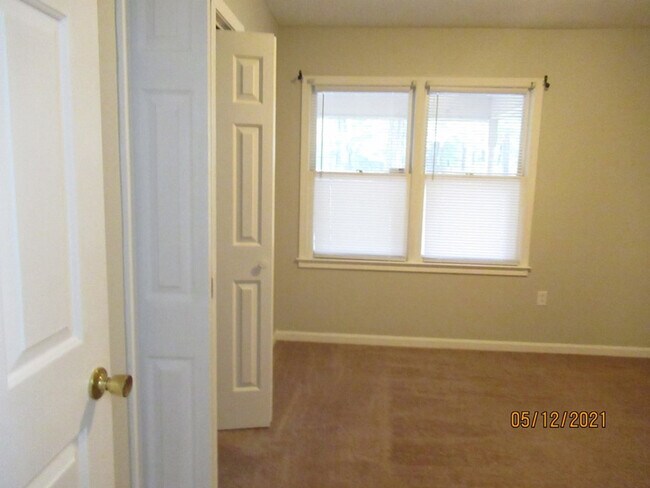 Building Photo - 6040 Acton Rd