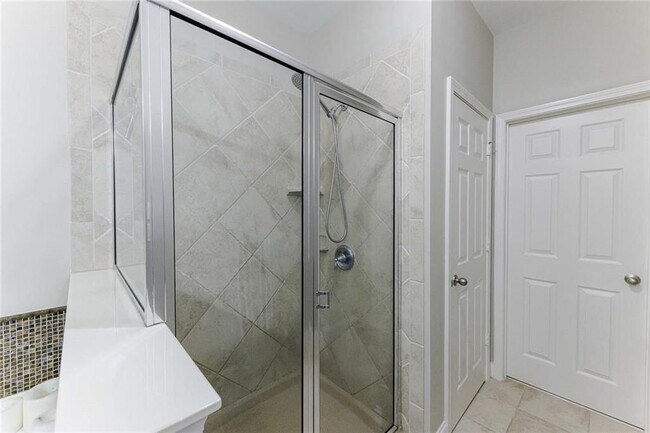 Building Photo - 2022 Cobblestone Cir NE