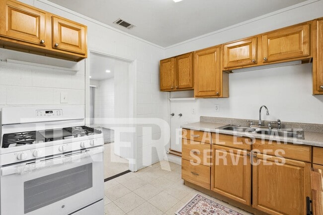 Building Photo - 2720 Riesling Way