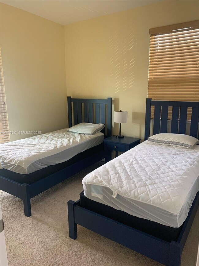 Building Photo - 14657 SW 14th St