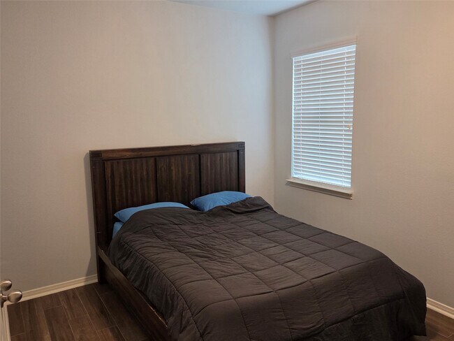 Building Photo - 2514 Copper Fields Dr