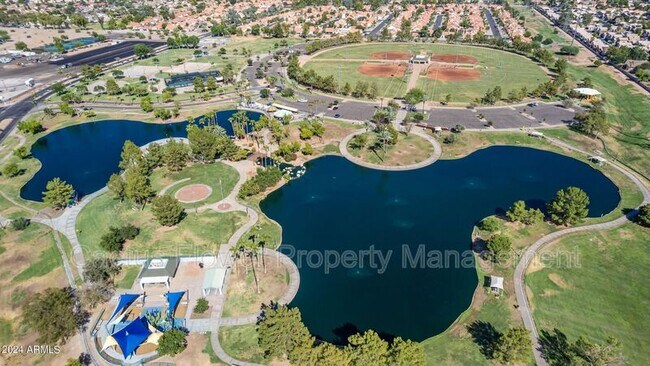Building Photo - 1132 E Harbor View Dr