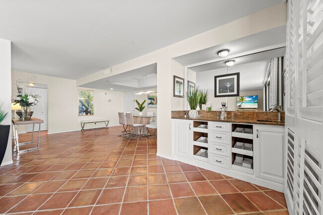 Building Photo - 3610 S Ocean Blvd