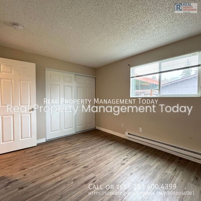 Building Photo - Cozy 2 Bedroom Duplex In Lacey!