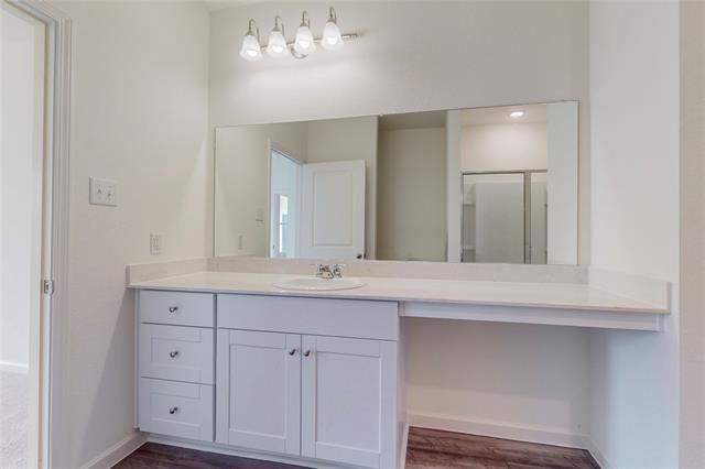 Building Photo - 1649 Whitworth Dr