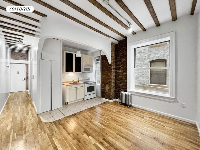 Building Photo - 528 W 152nd St