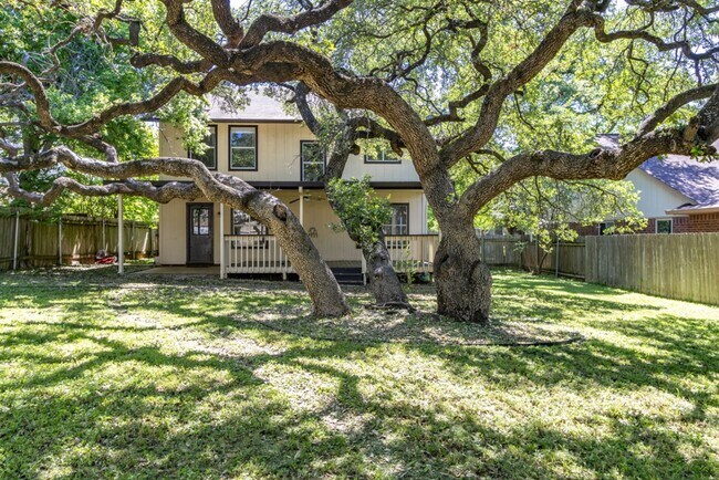 Building Photo - 13267 Kerrville Folkway