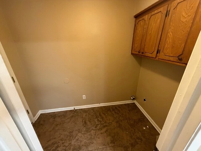 Building Photo - 3411 Denson Dr