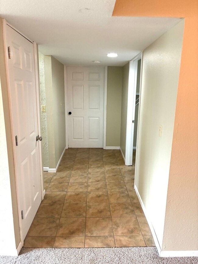 Building Photo - 3Bed/2Bath, House, Cozy Feel!