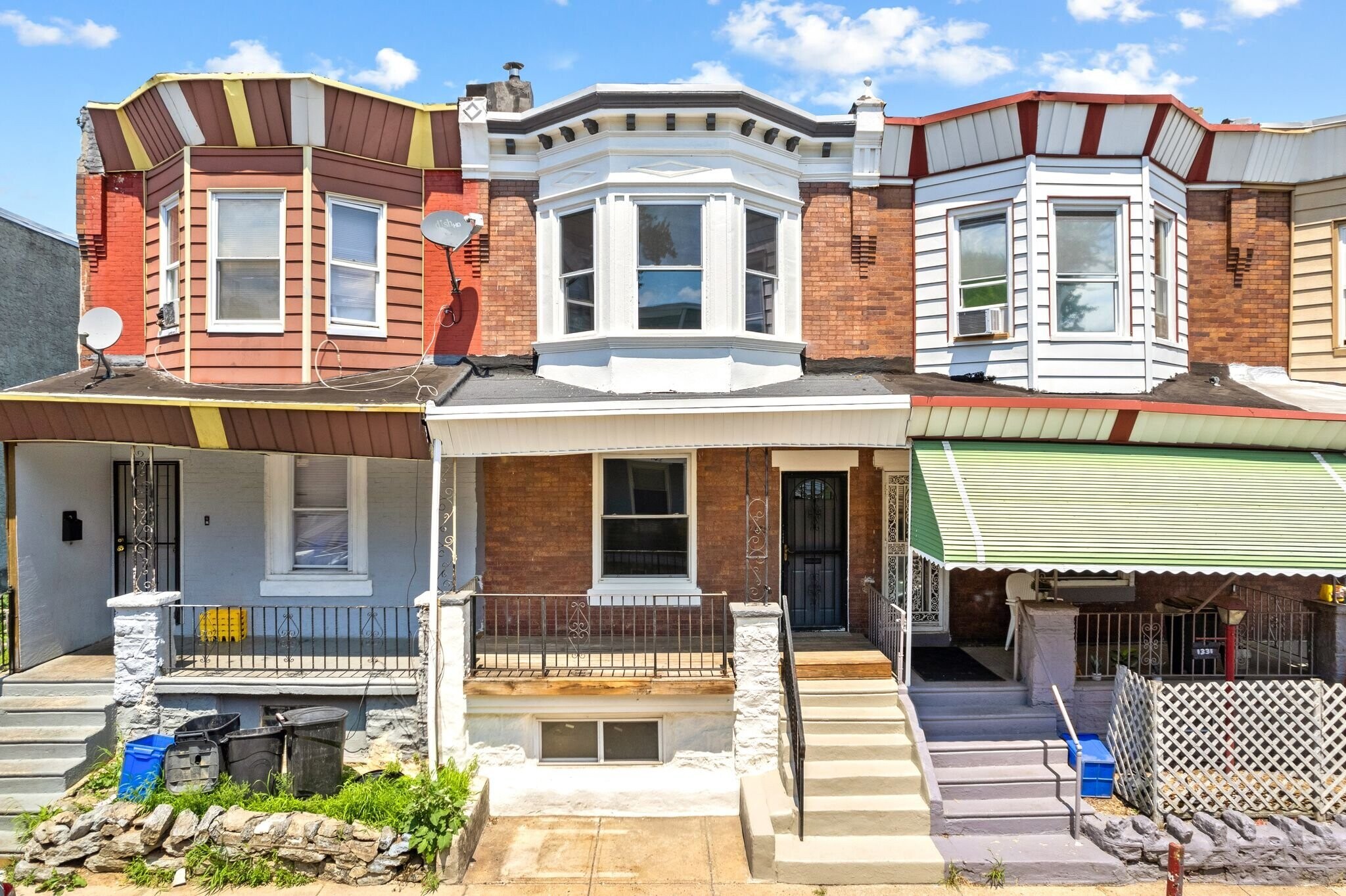 Building Photo - 1329 S Lindenwood St
