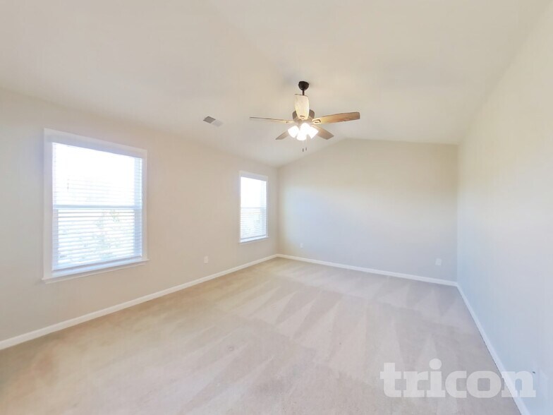 Building Photo - 634 Ridgeville Crossing Dr