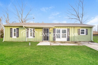 Building Photo - 9819 Bishop Ct