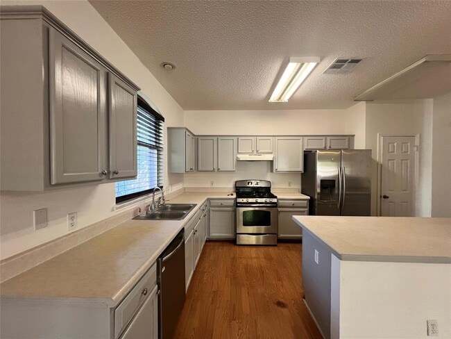 Building Photo - 1525 Natural Bridge Ln