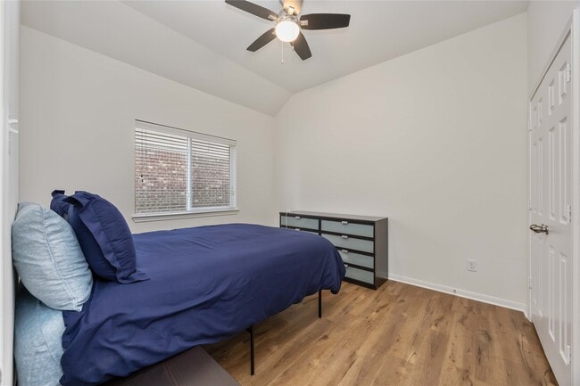 Building Photo - 11718 Fortune Park Dr