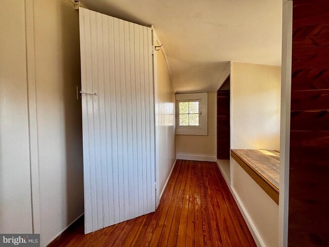 Building Photo - 8122 John Mosby Hwy