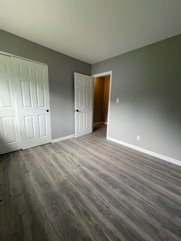 Building Photo - 1515 Watkins Rd
