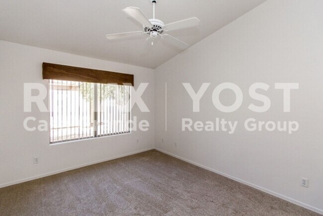 Building Photo - Greenbelt-Backed Home with Bright, Spacious Interiors!