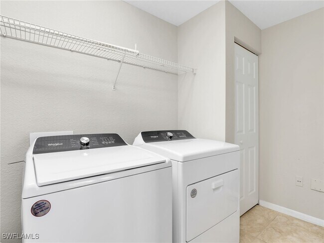 Building Photo - 7935 Preserve Cir