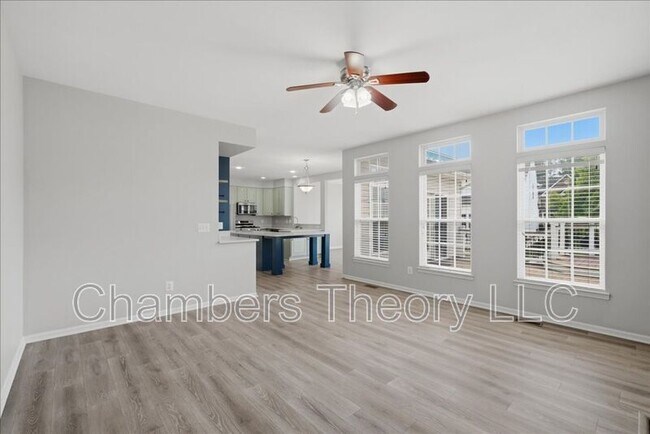 Building Photo - 42211 Marcy Way