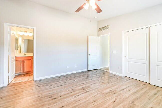 Building Photo - 2781 W Mira Dr