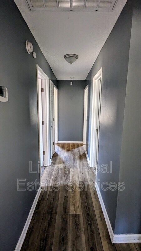 Building Photo - 145 Cowart Rd