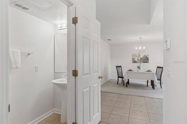 Building Photo - 15519 Willet Ct