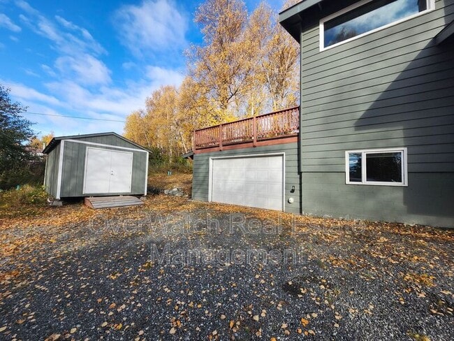 Building Photo - 2435 Clements Dr